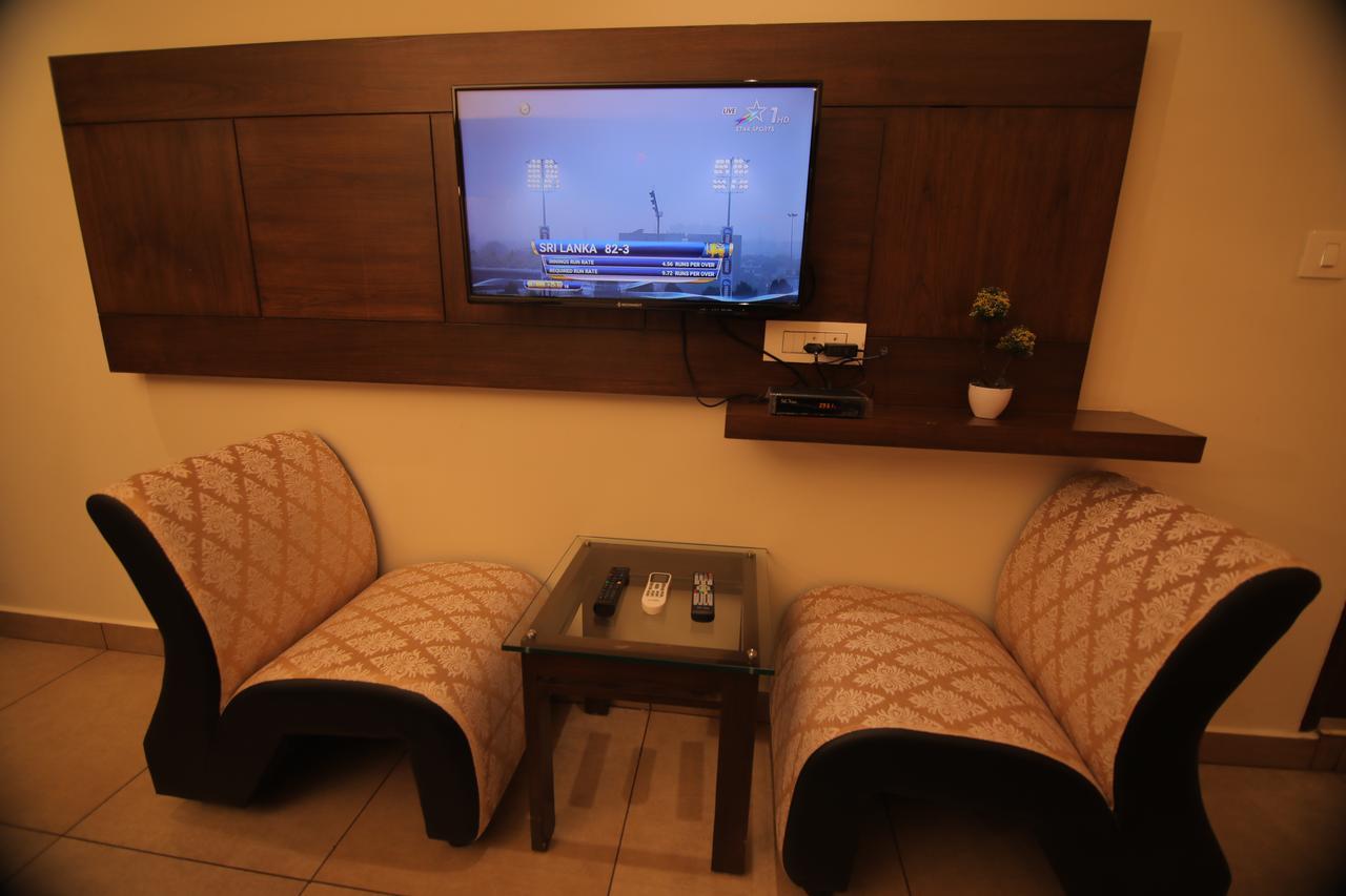 Canyon Sun Chennai Exterior photo